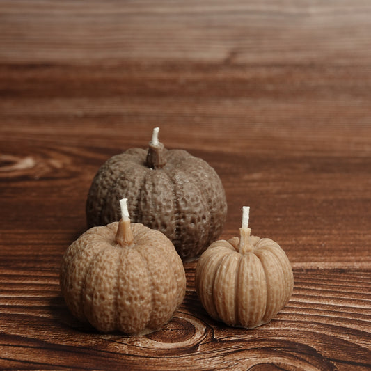 Set of 3 neutral brown pumpkin candles