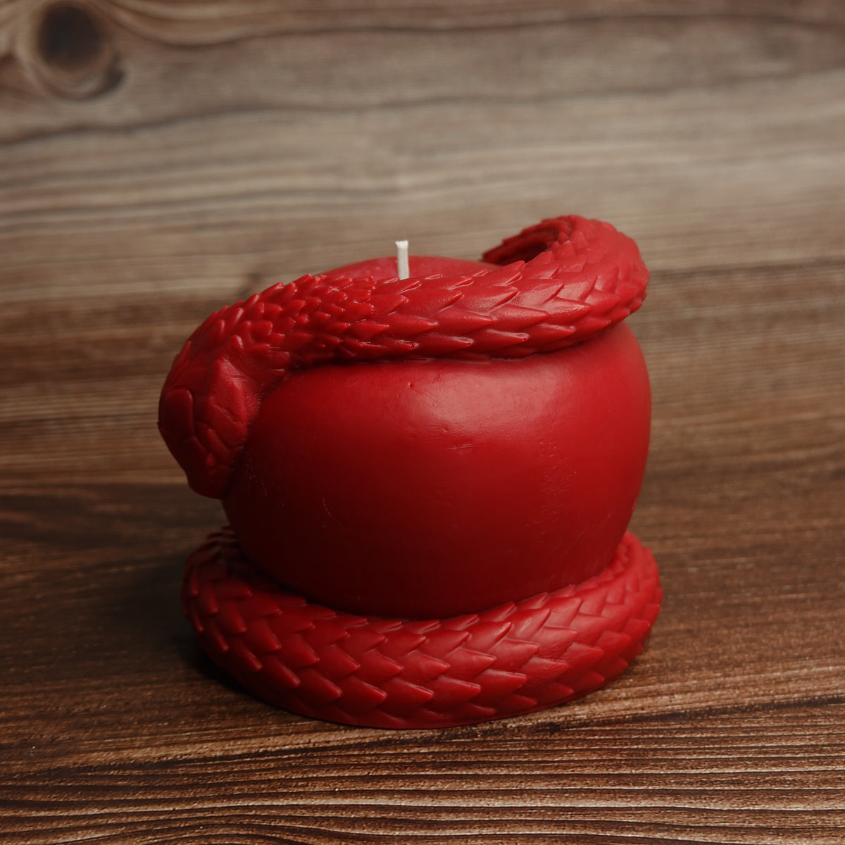 Gothic snake and apple candle onyx black
