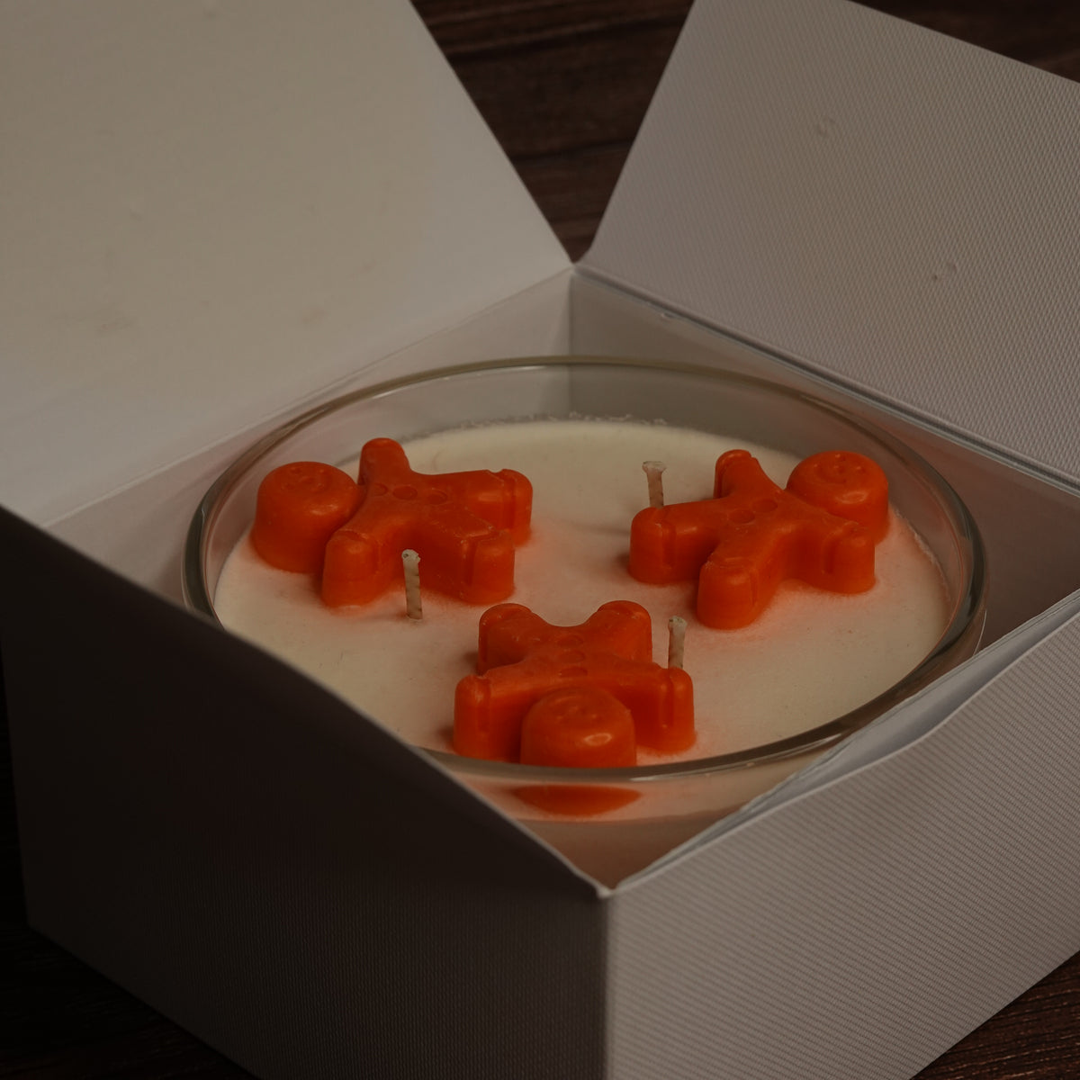 Large gingerbread candle luxury gift box