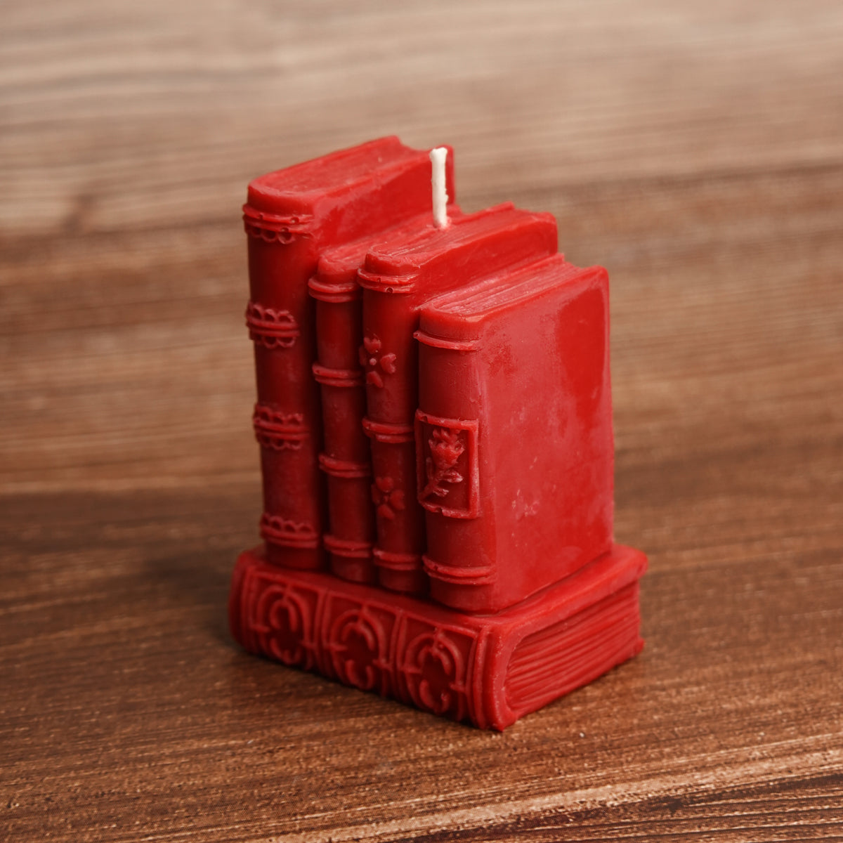 Book lover pillar candle shelf styling