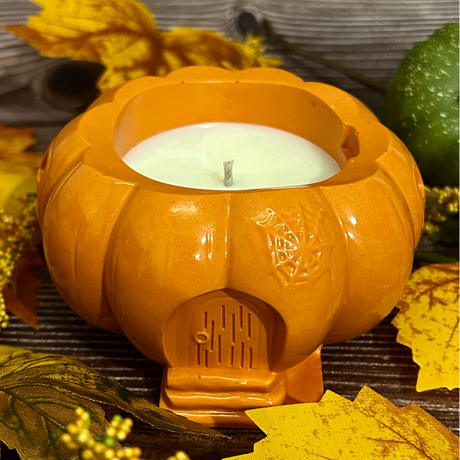 Witch hat jesmonite candle hand painted buckle